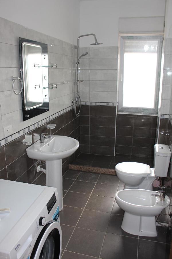 City Center Luxurious Apartment Shkodër Exteriér fotografie
